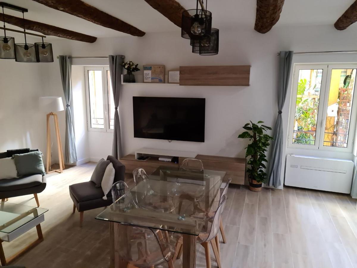 Beautiful Old Town Flat, Near The Beach Νίκαια Εξωτερικό φωτογραφία