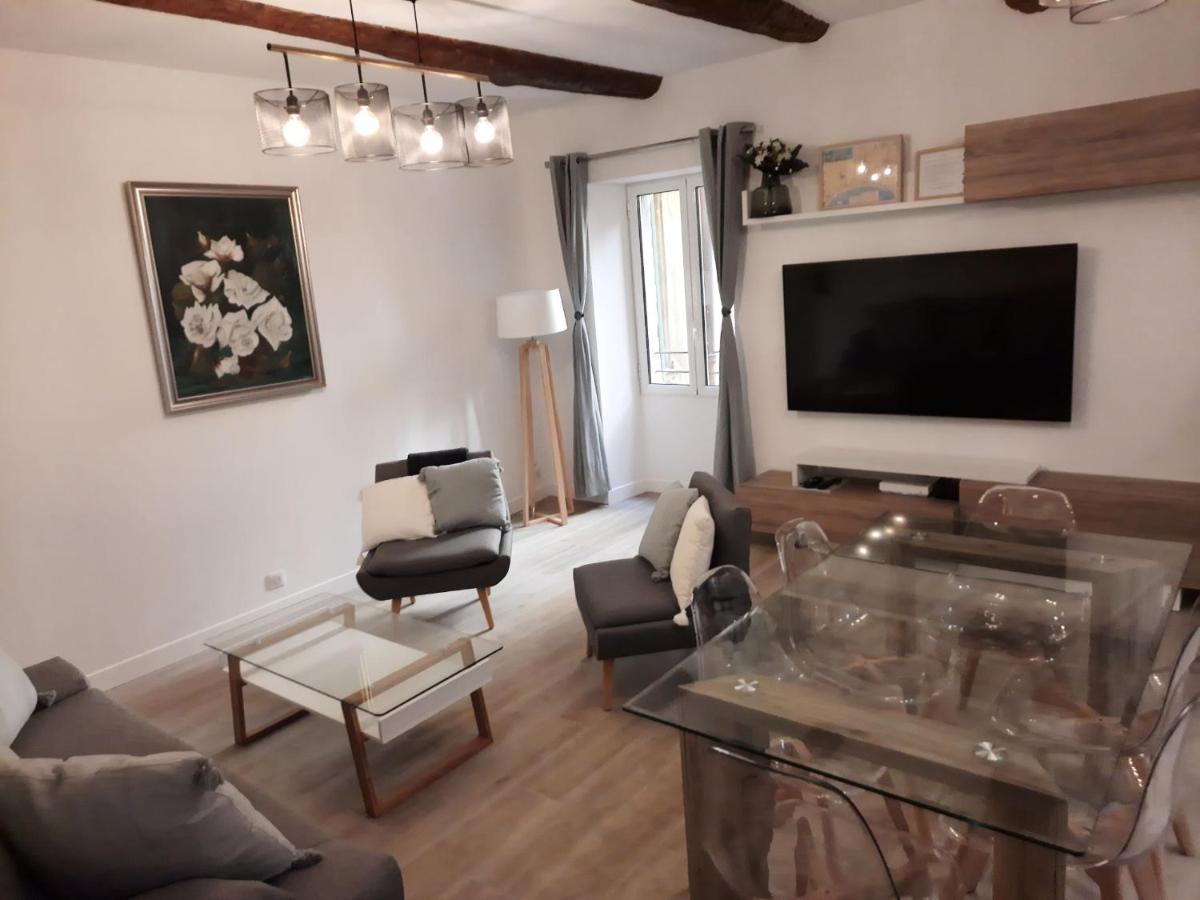 Beautiful Old Town Flat, Near The Beach Νίκαια Εξωτερικό φωτογραφία